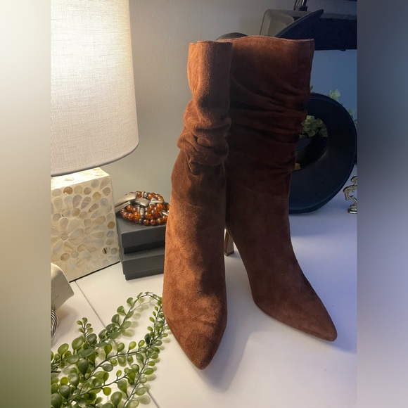 Steve Madden Slouch Boot. Brand New. No Box. Size 6. - Picture 9 of 10